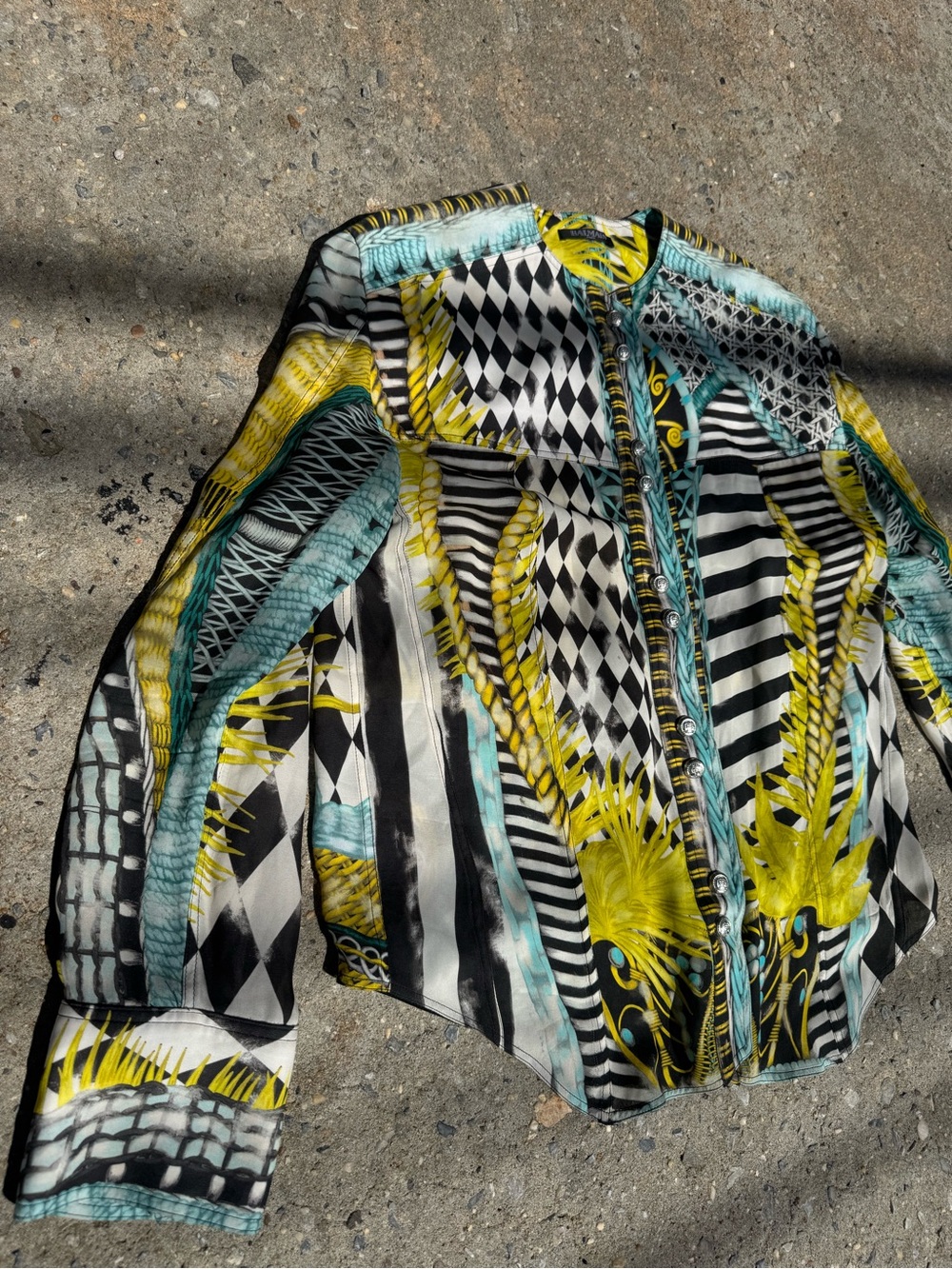 BALMAIN SILK BLOUSE AND SHORTS